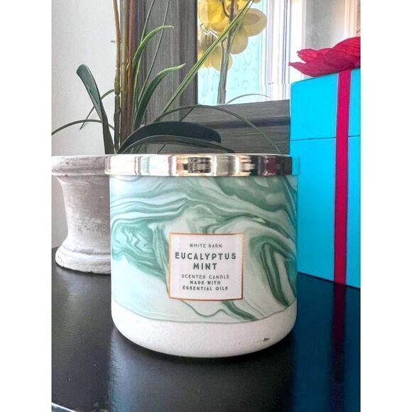 BBW EUCALYPTUS MINT Candle Bath And Body Works - Picture 1 of 6